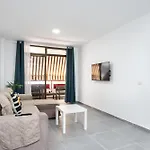 Home2book Americas Flat, Pool & Terrace Apartmán